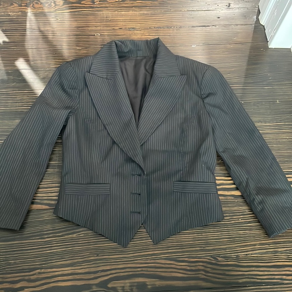 bebe Jacket - Size 4